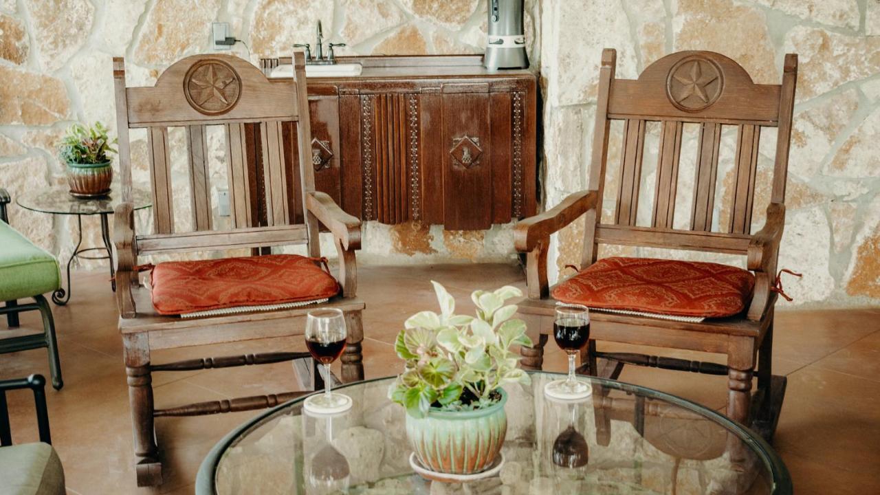Casa Del Rio Bed And Breakfast Bastrop Ngoại thất bức ảnh