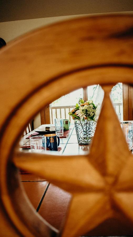 Casa Del Rio Bed And Breakfast Bastrop Ngoại thất bức ảnh